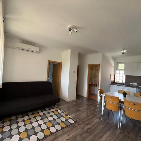 Maja Apartmanhaz Балатонлеле Екстериор снимка