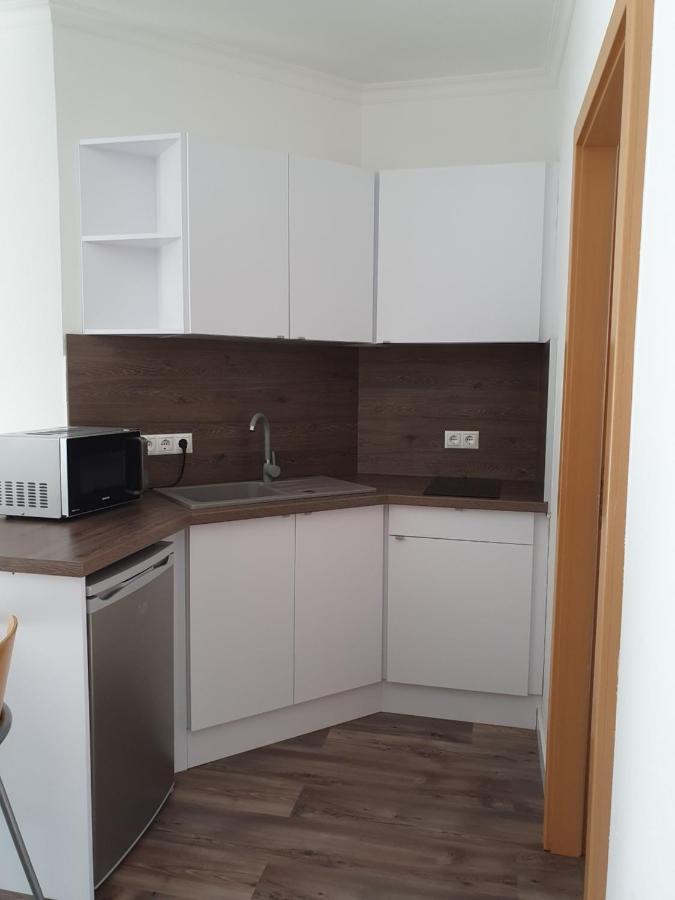 Maja Apartmanhaz Балатонлеле Екстериор снимка
